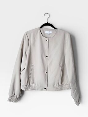 Magaschoni Bomber Jacket Tan Button Front Size Large (Q)